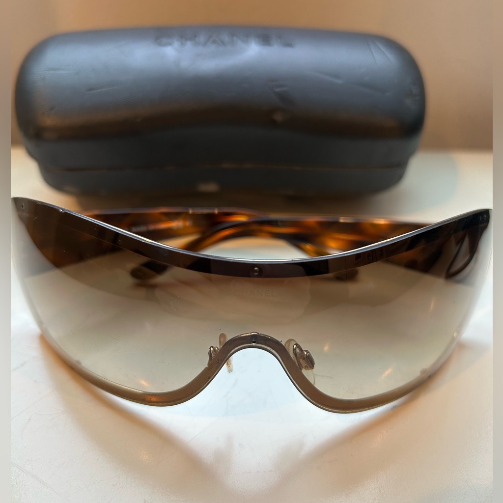 Authentic Chanel Sunglasses. Good Condition. Quilted Acetate Style.